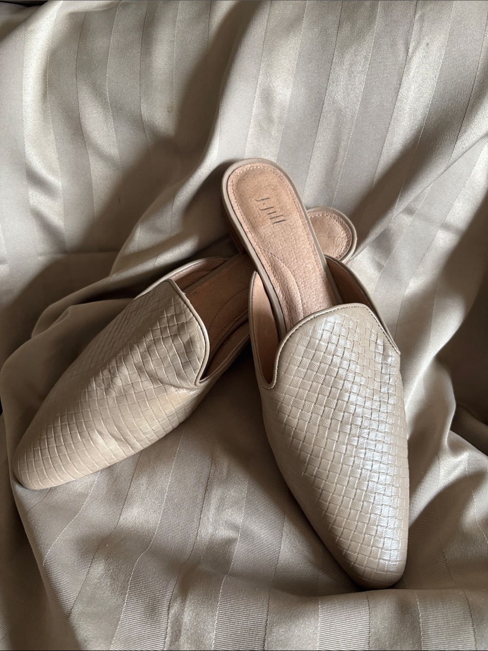 Woven Pointed Toe Mule - Beige